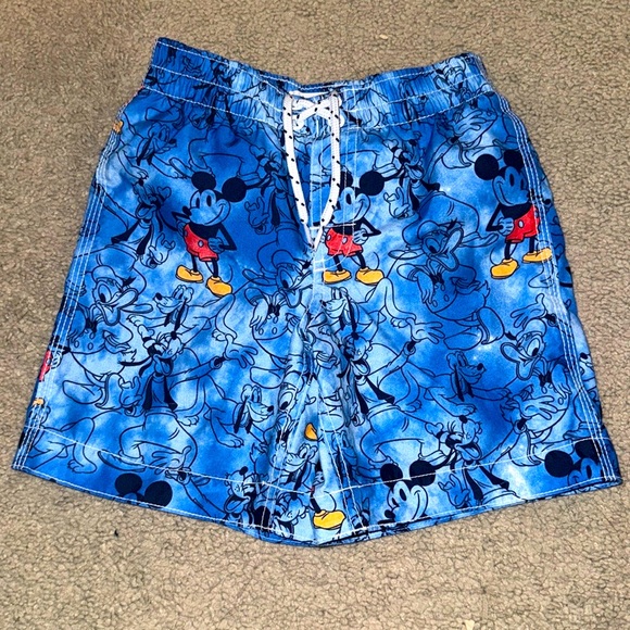Gently used Disney Gap swim trunks size 5years - Picture 1 of 3